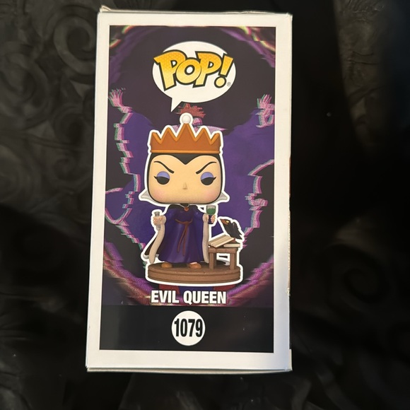 Funko pop 1079 EVIL QUEEN - Picture 4 of 5